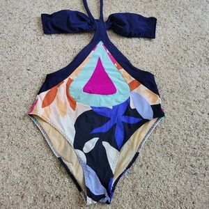 Swim suit